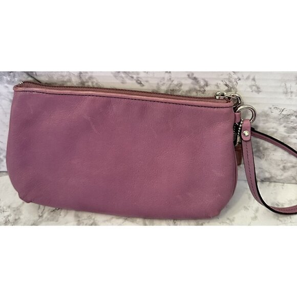 COACH MADISON GLAZED LEATHER WRISTLET LAVENDER‎ D0973-41978 - Picture 2 of 9